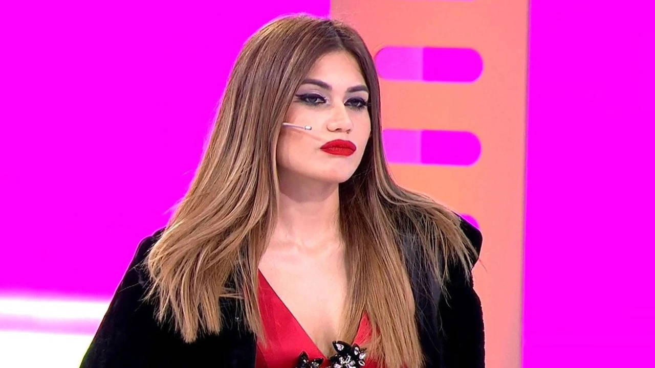 Nihal Candan'la gündem olmuştu: Kadınlar siber zorbalığın en büyük kurbanı...