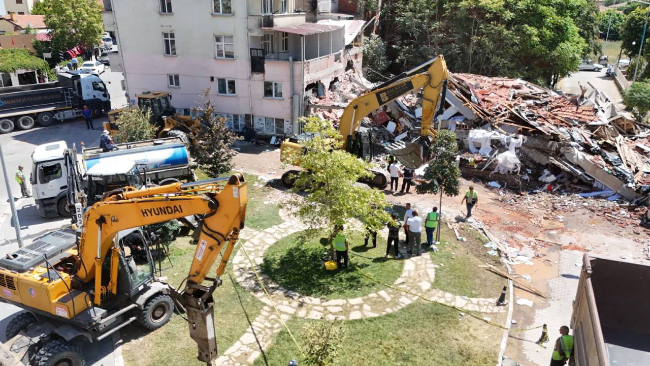 AFAD'dan Balıkesir depremine ilişkin açıklama!