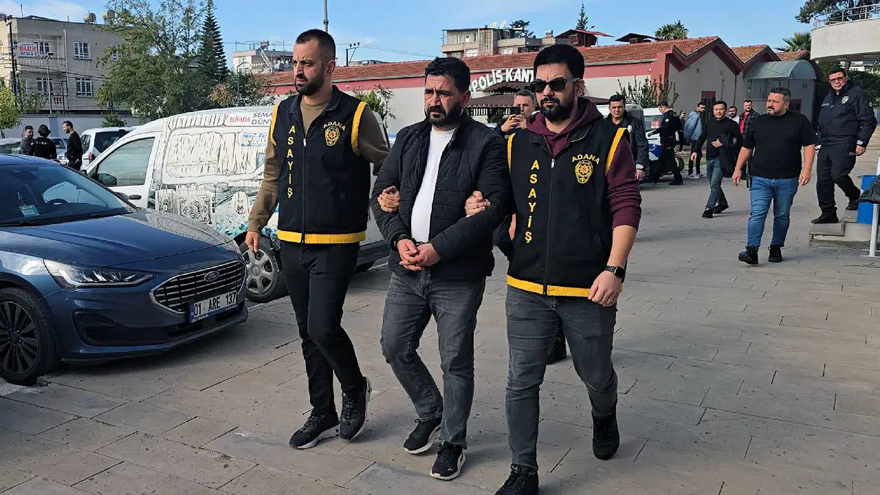 179 suçtan aranıyordu... AVM'de mağaza gezerken yakalandı!