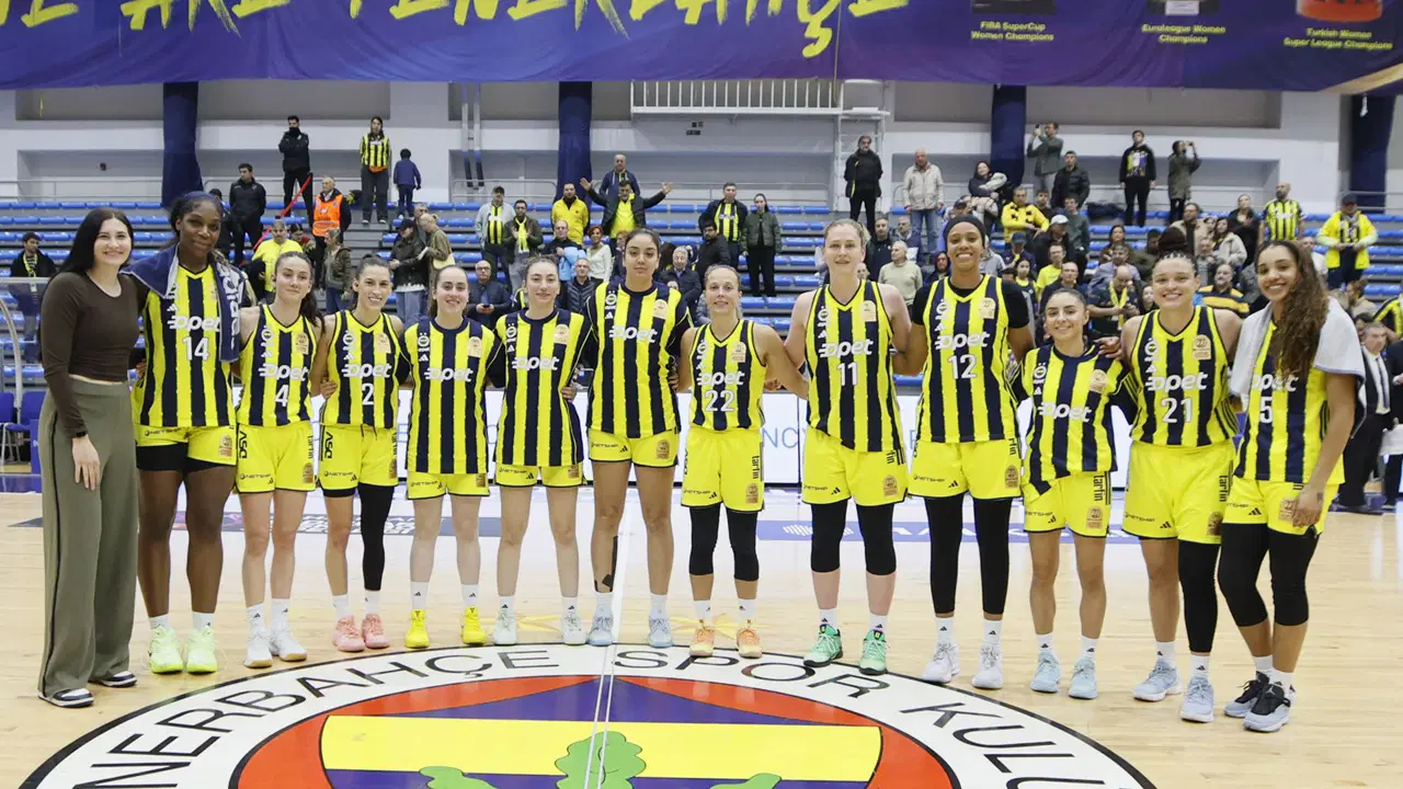 Fenerbahçe Opet durdurulamıyor: 17'de 17! 