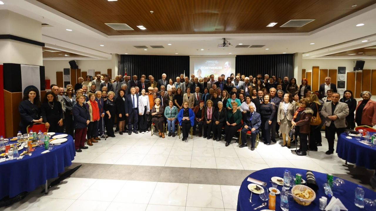 Eğitim emekçileri Karabağlar’da bir araya geldi