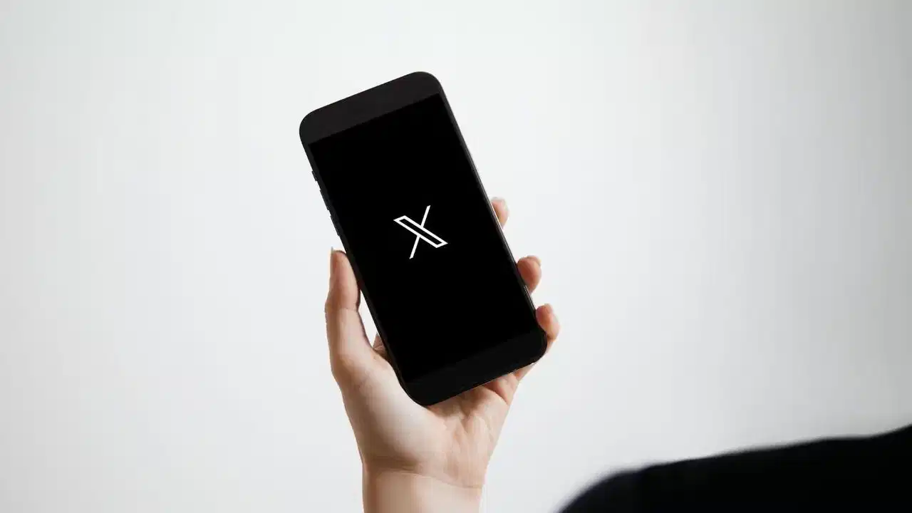 Polonya’da X’in kapatılması değerlendiriliyor