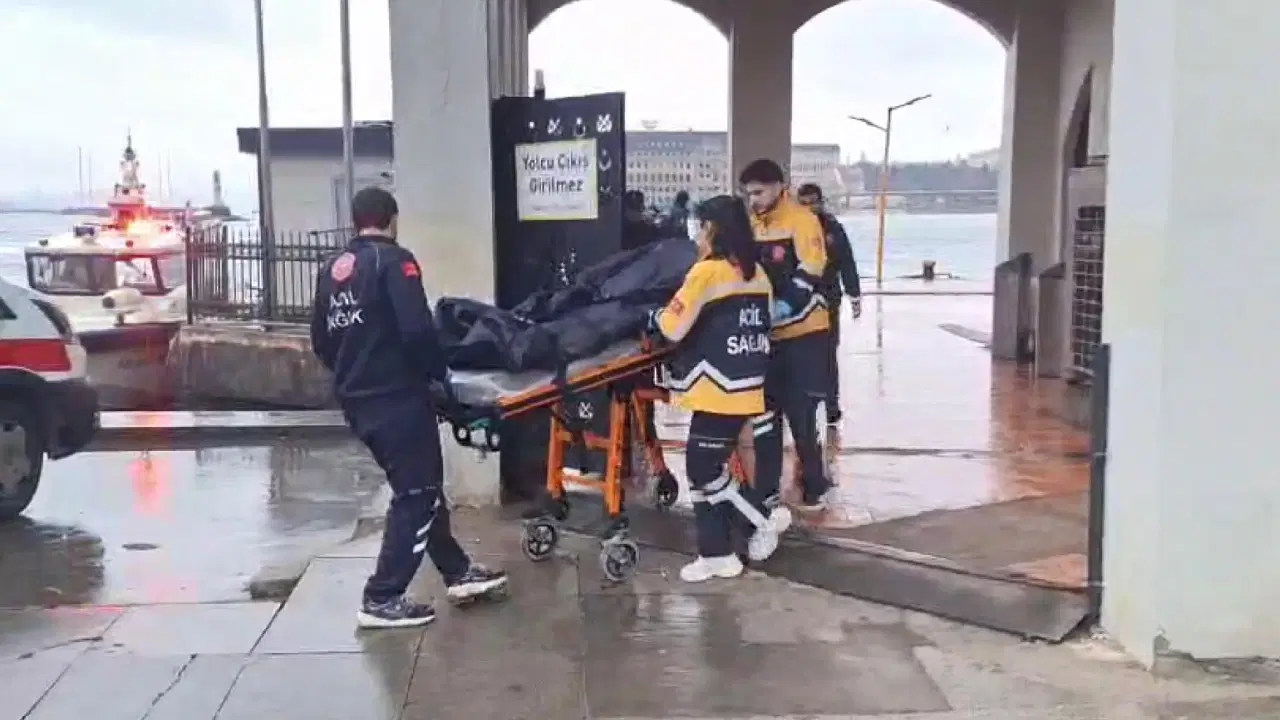 Kadıköy'de denizde ceset bulundu: Kimliği tespit edildi!