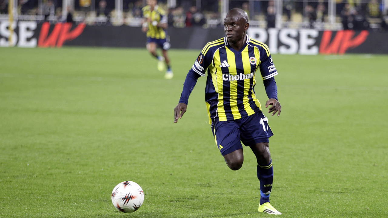 Rıdvan Dilmen'den flaş N'Golo Kante yorumu: '24 yaşında bile olsa...'