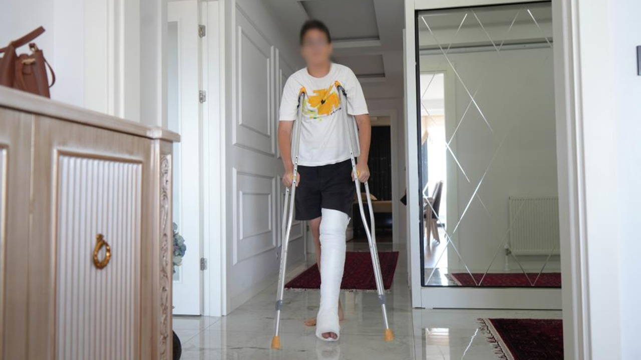 14 yaşındaki öğrencinin ayağı kırıldı