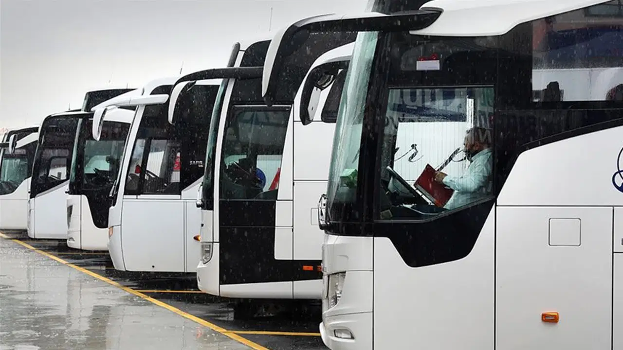 Öğrenciler şehirler arası otobüs fiyatlarından şikayetçi