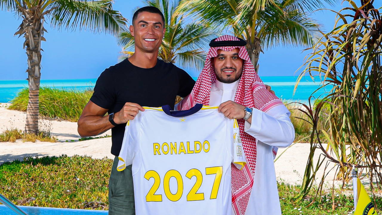 Al Nassr ile sözleşme imzalayan Cristiano Ronaldo: 'İlk 5 lig arasındayız'
