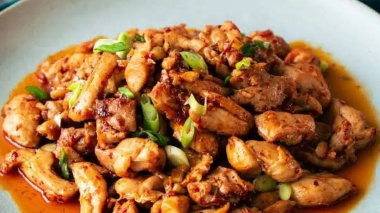 Uzak Doğu Mutfak Kültürünün Pratik Klasiği: Crispy Garlic Chili Chicken