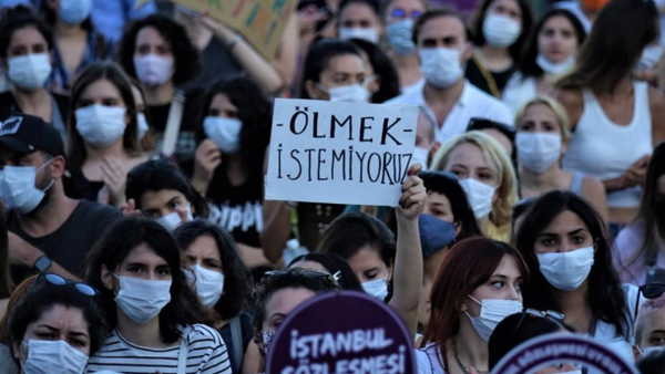 Boşanma aşamasında olduğu erkek tarafından vurulan kadın kurtarılamadı!