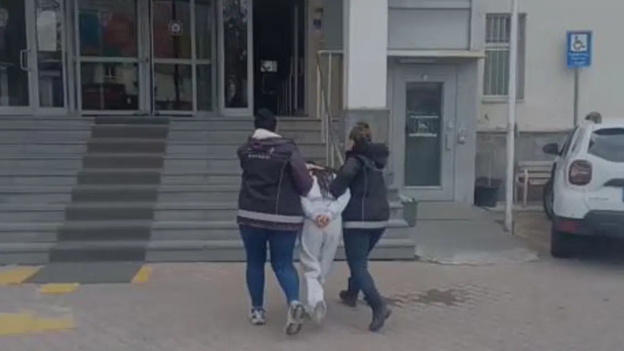 114 yıl hapisle aranan firari kadın, Kayseri'de yakalandı