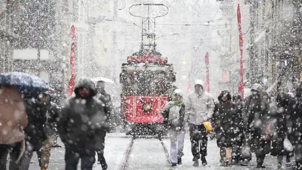 Meteoroloji açıkladı: 9 Ocak 2026 hava durumu raporu... İstanbul'a kar yağacak mı?
