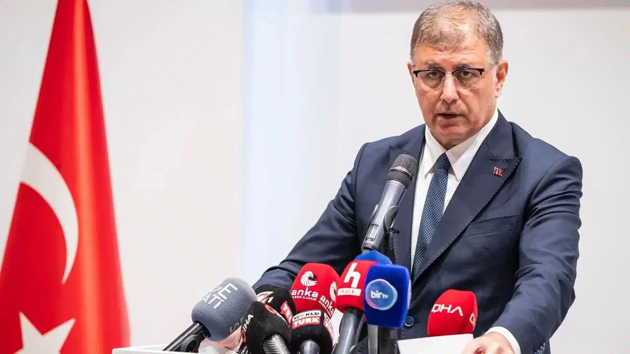 İzmir Büyükşehir Belediye Başkanı Cemil Tugay'dan o iddiaya yalanlama: 'Hiçbir suç duyurusunda bulunmadık'