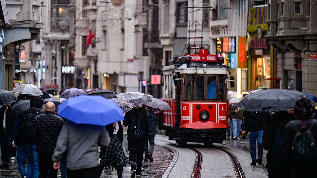 AKOM'dan İstanbullulara yeni uyarı: Hava durumu değişiyor!