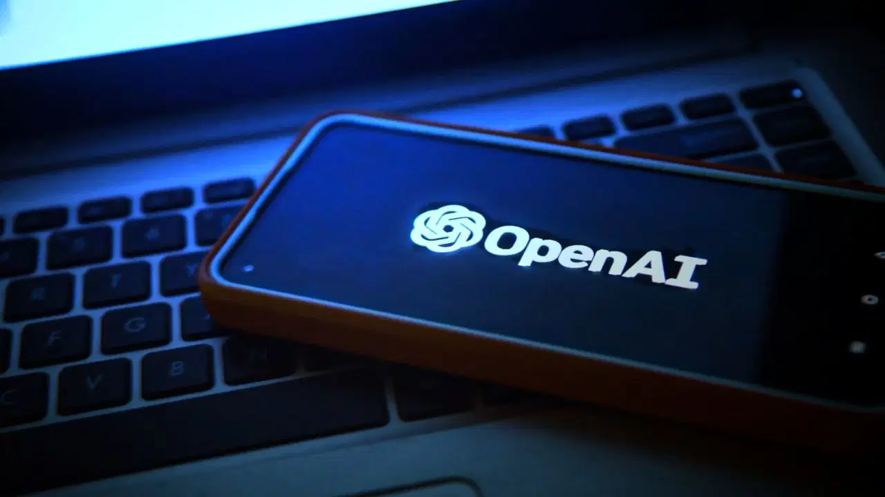 OpenAI, bu yıl bir donanım ürünü piyasaya sürebilir