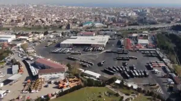 İBB CHP Meclis Grubu'ndan, Levent'teki İETT Garajı alanının imara açıldığı iddialarına yalanlama