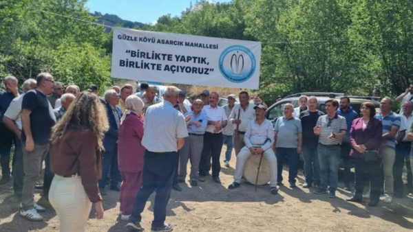Hem yolu hem de açılışını kendileri yaptı