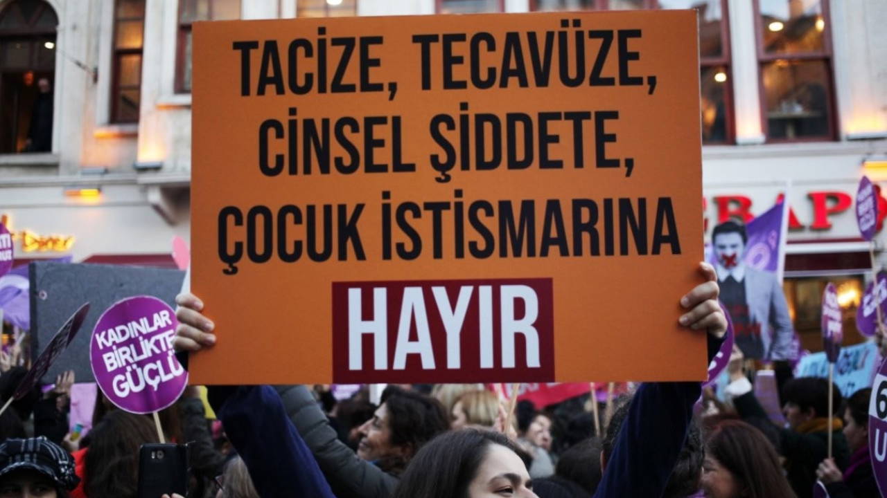 İddia: AKP’de taciz edilen kadını partiden attılar!