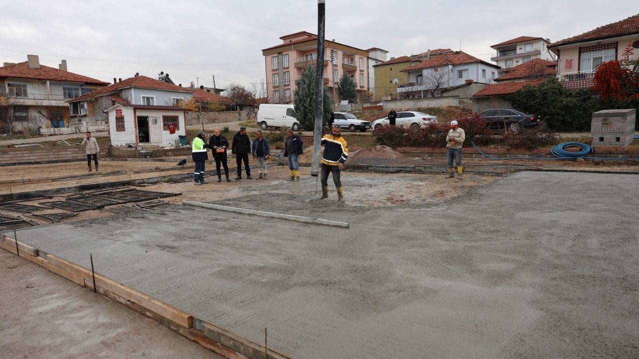 Karşıyaka Mahallesi’ne yeni park çalışması