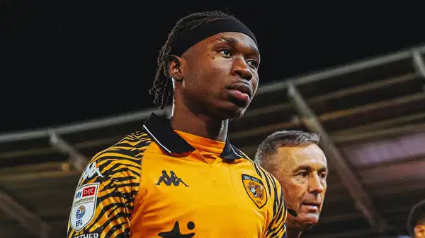 Hull City'den maça 18 dakika kala erteleme kararı!