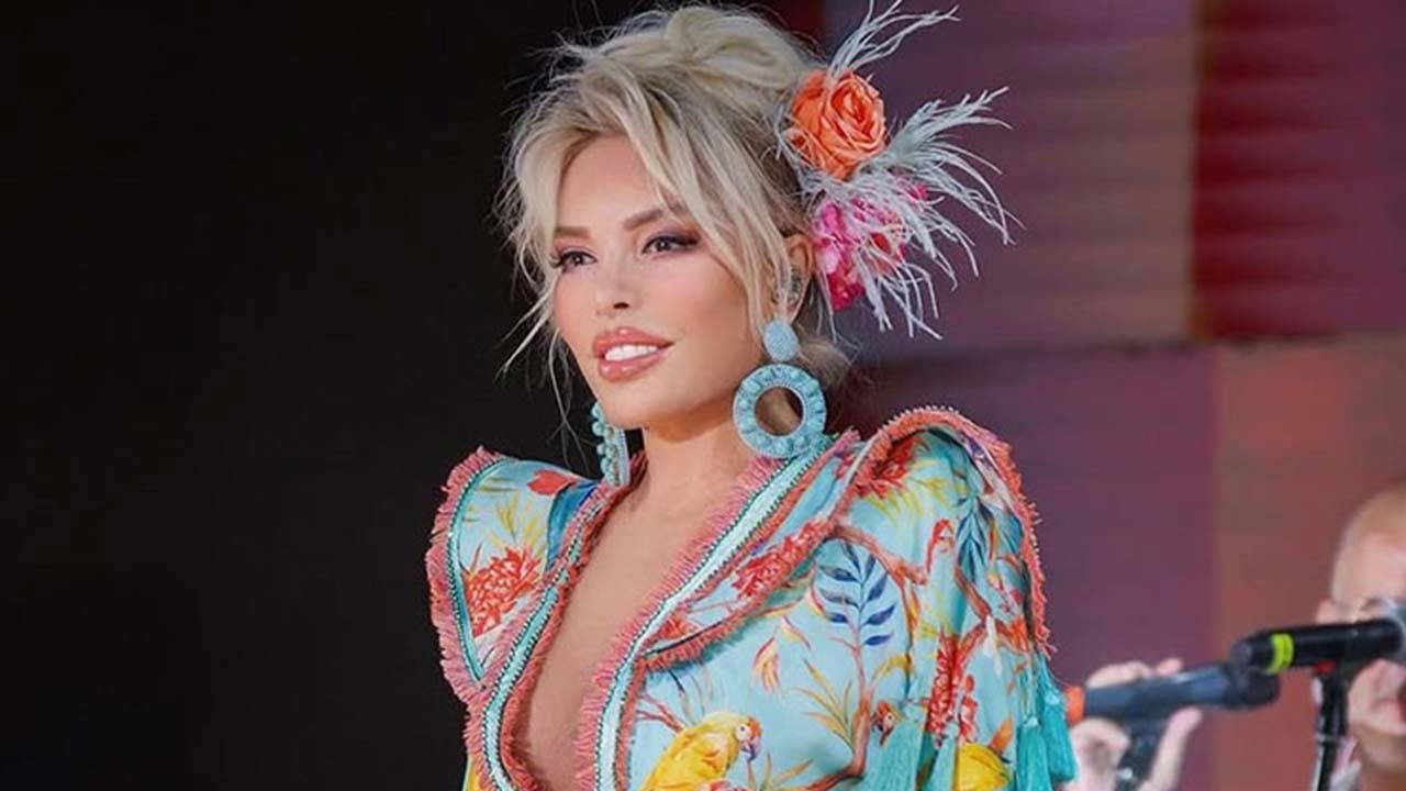 Ajda Pekkan'dan 40 milyonluk reklam anlaşması