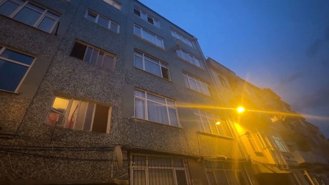 İstanbul'da cam silerken 5. kattan düştü iddiası