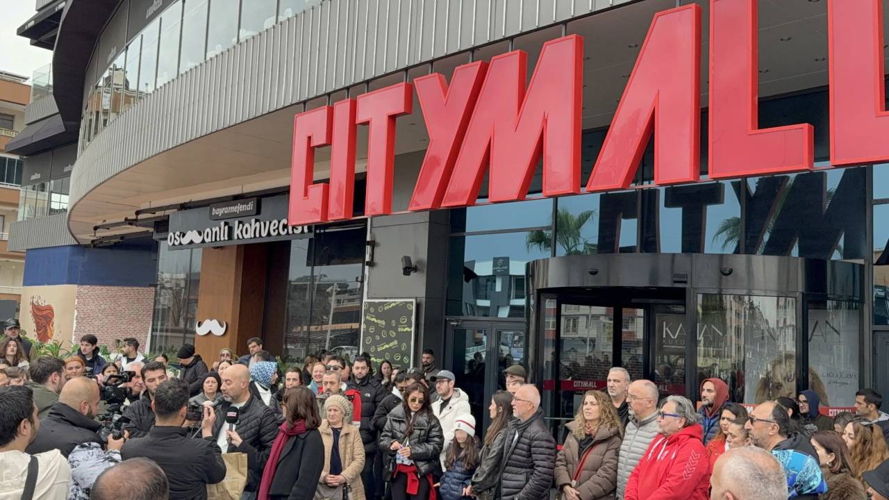 İşsiz kalan 900 kişi çağrı yaptı