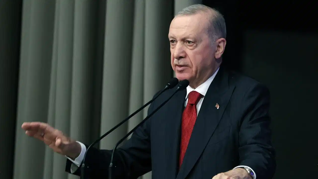 Erdoğan'dan İlaç ve Adalet Alanında Çözüm Odaklı Talimatlar: Vatandaşın Derdini Çözme Vurgusu!