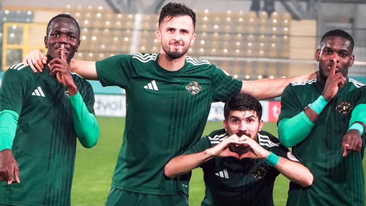 Çorum FK'yi deviren Esenler Erokspor liderliği kaptı!