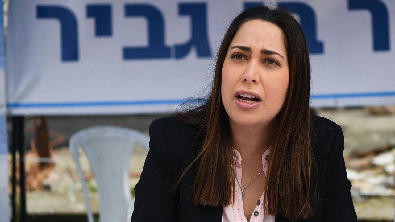 İsrailli bakanın ofisine 'yolsuzluk' baskını