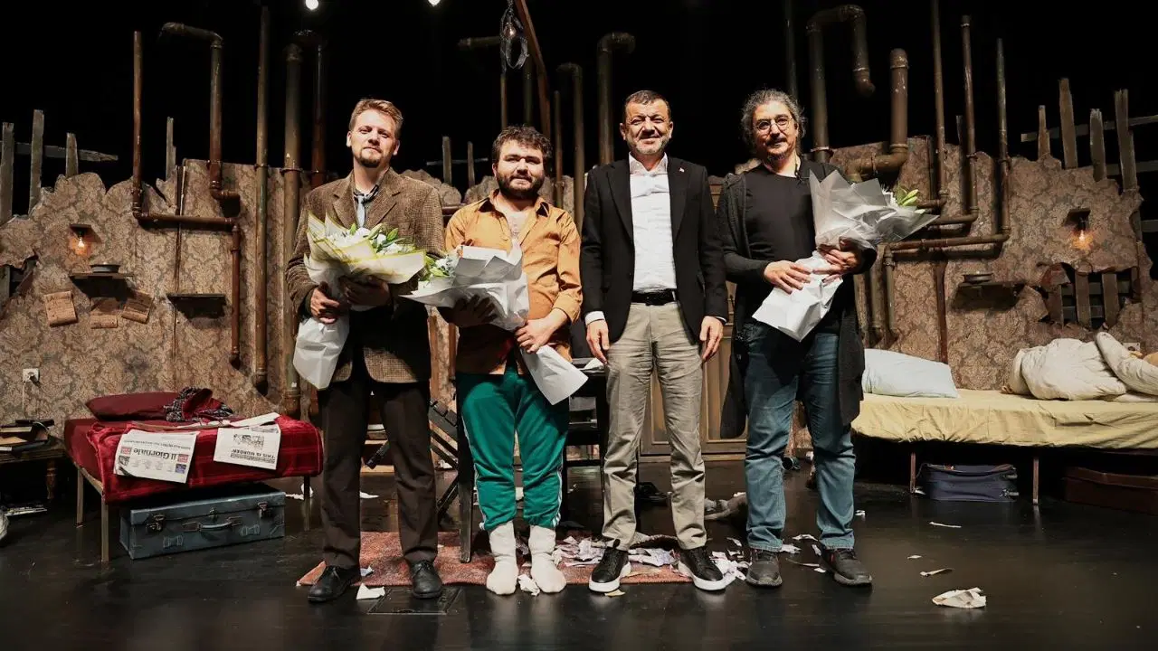 Denizli Büyükşehir Tiyatrosu’na uluslararası ödül