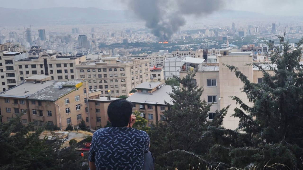 İsrail İran'da hastane ve ambulansları hedef aldı, iki doktor yaşamını yitirdi