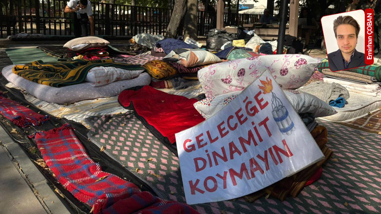Köylüler, zeytinliklerin talana açılmasını öngören yasa teklifini protesto ediyor: ‘Devlet şimdi de gözünü yaşam hakkımıza dikti’