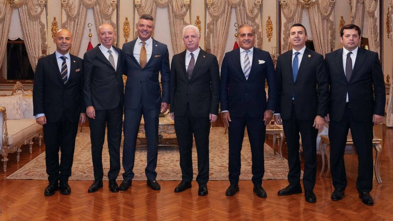 Sadettin Saran ve yönetim kurulu üyelerinden İstanbul Valisi Gül'e ziyaret