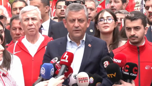 CHP'nin 19 Mayıs Gençlik Korteji'nde konuştu