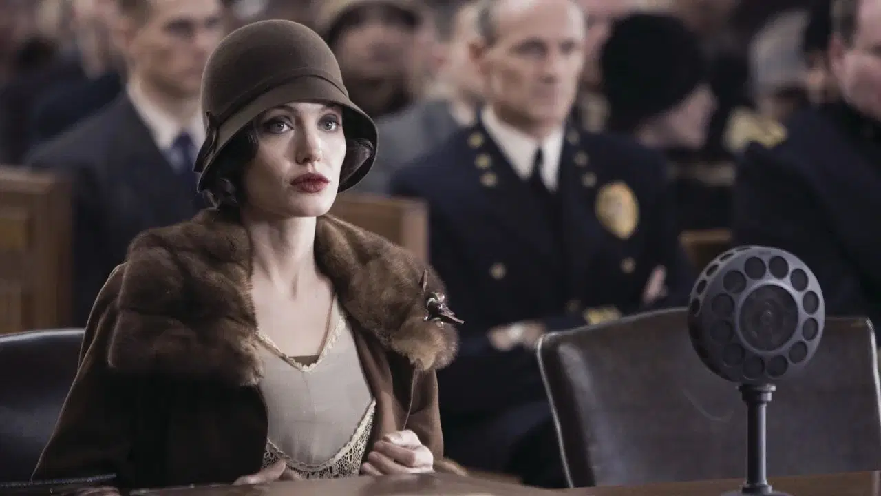 Gerçek suçun karanlık izleri: Tarihin tozlu sayfalarından fırlayan 5 polisiye film...